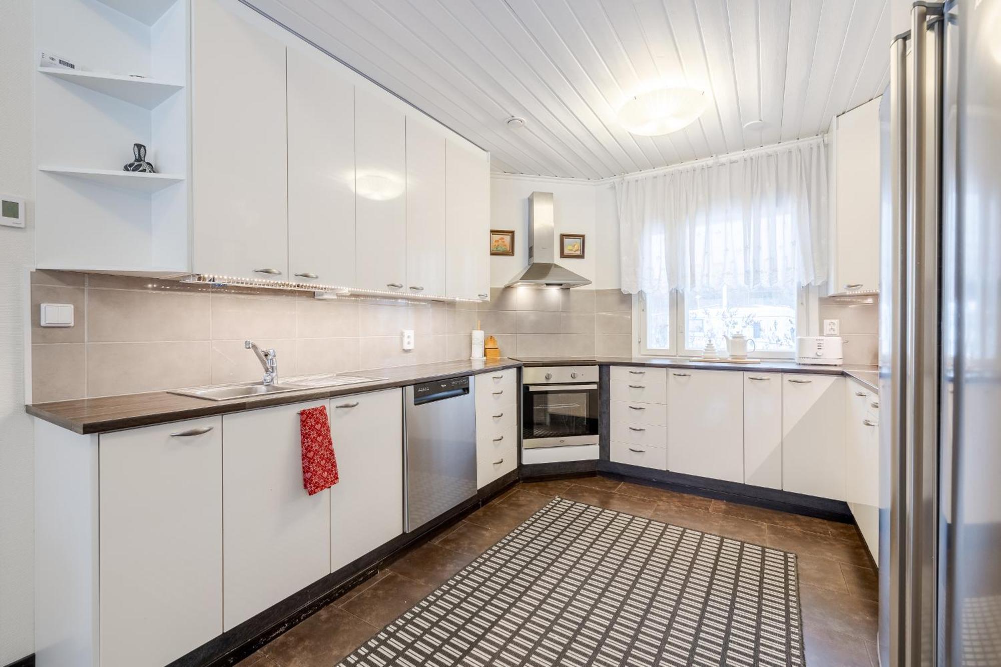 רובניימי Riverside Home For Families - Beautiful House Near Santa Claus Village מראה חיצוני תמונה